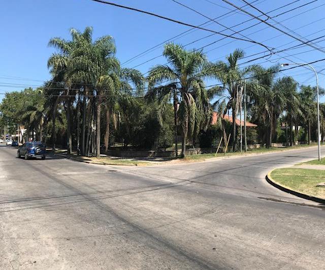 Terreno · 2555m²