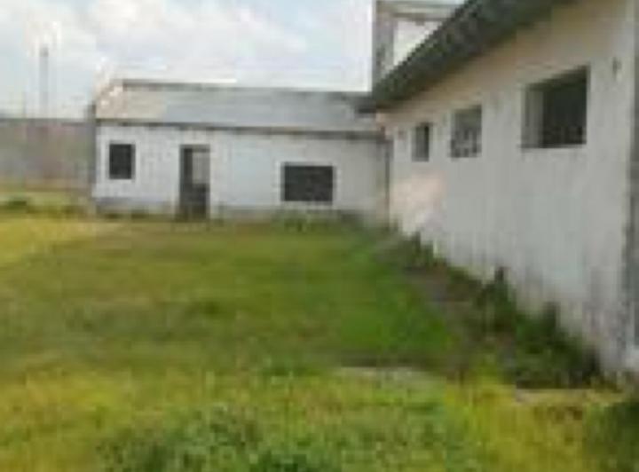 Terreno · 730m²