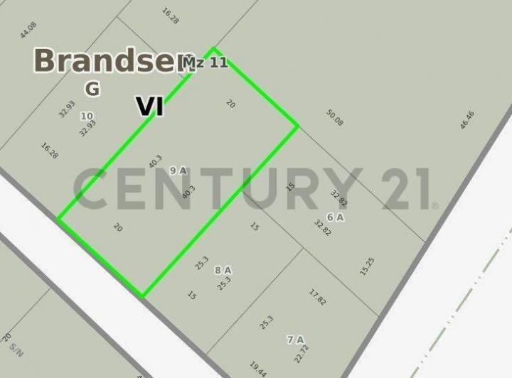 Terreno · 806m²