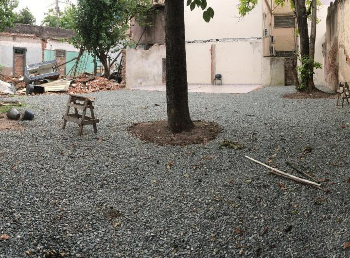 Terreno · 245m²