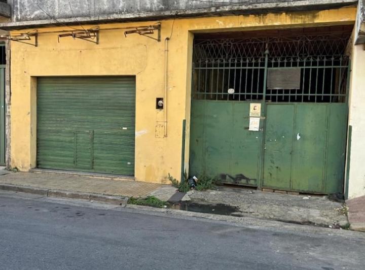 Terreno · 236m²