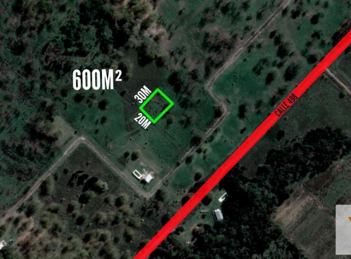 Terreno · 600m²