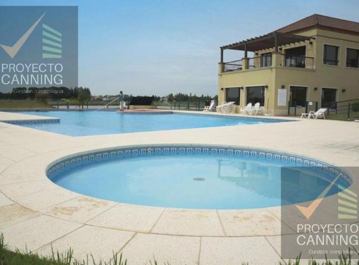 Terreno · 700m²