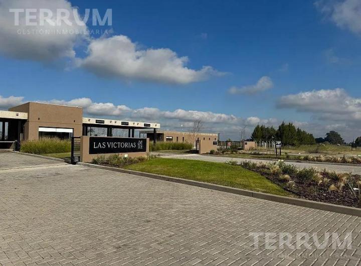 Terreno · 640m²
