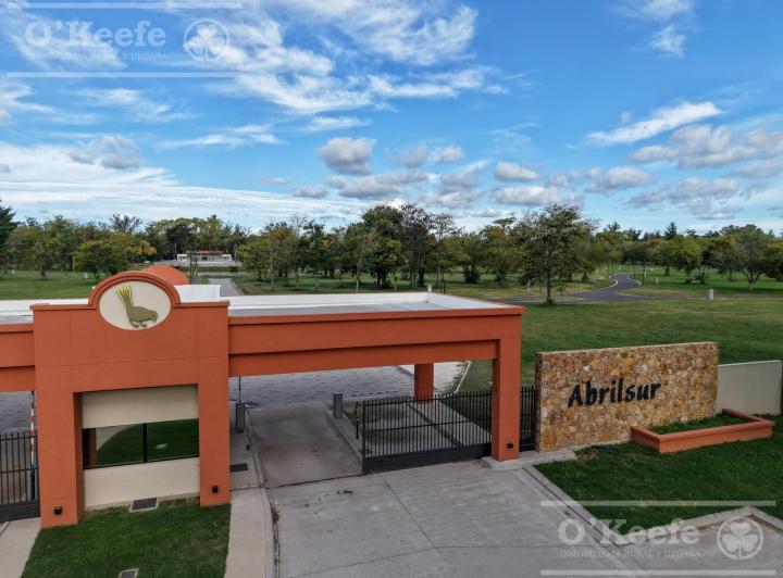 Terreno · 619m²