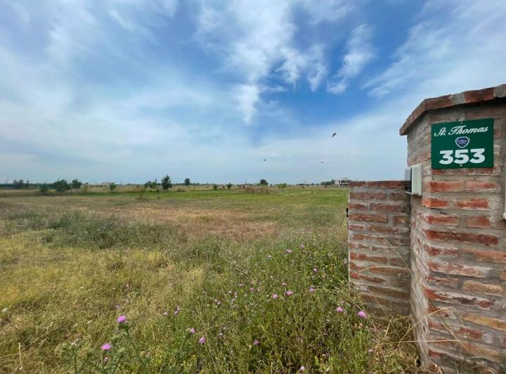 Terreno · 700m²