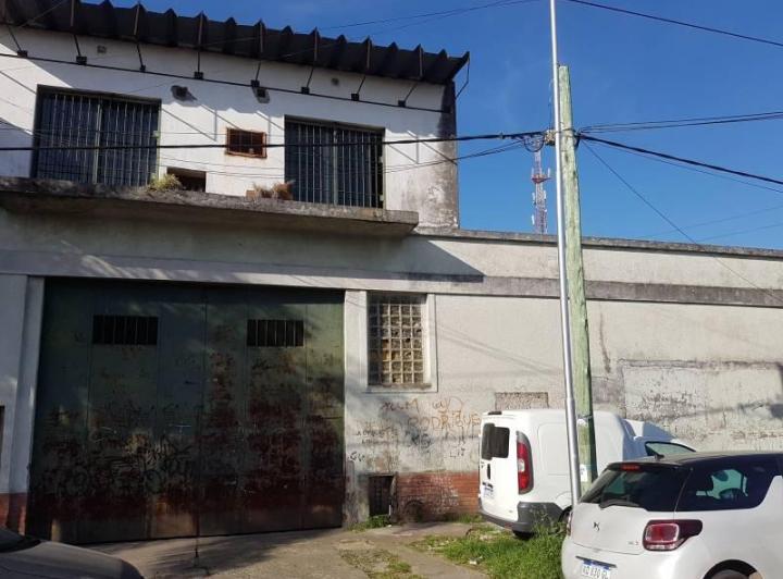 Terreno · 411m²