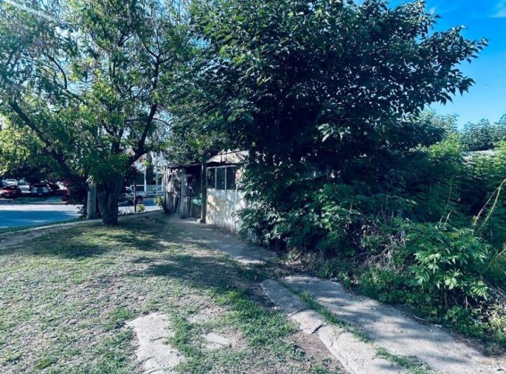 Terreno · 300m²