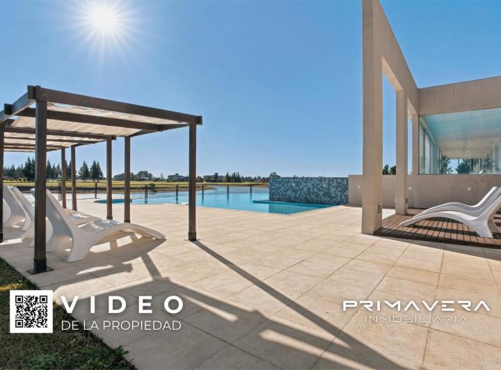 Terreno · 1764m²