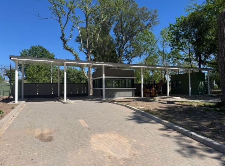Terreno · 714m²