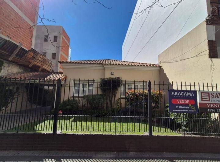 Terreno · 140m² · 3 Ambientes