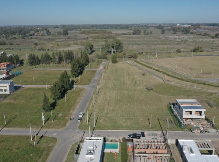 Terreno · 319m²