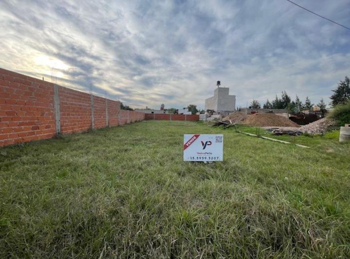 Terreno · 437m²