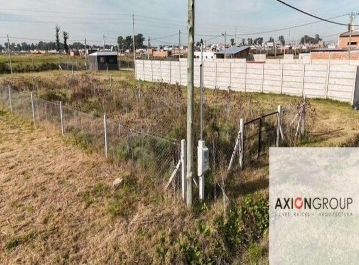 Terreno · 300m²