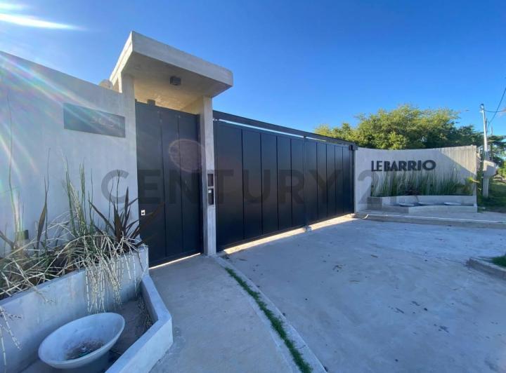 Terreno · 370m²