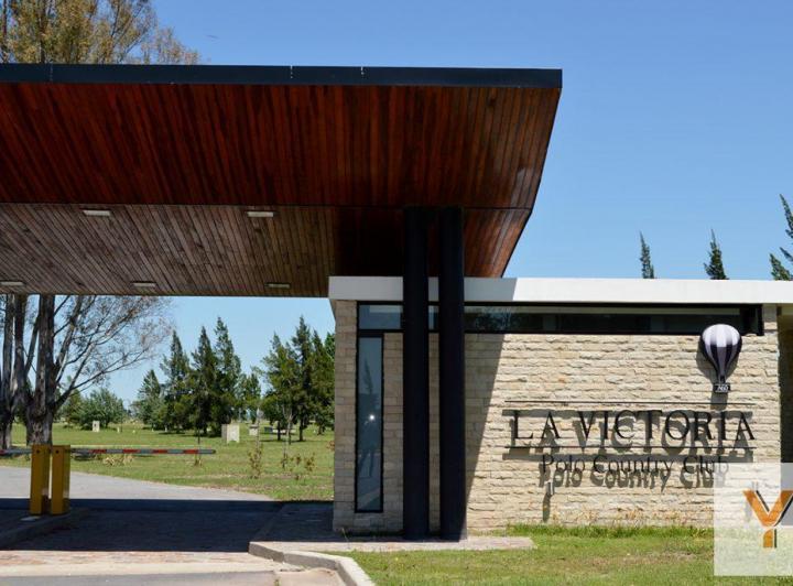 Terreno · 1528m²