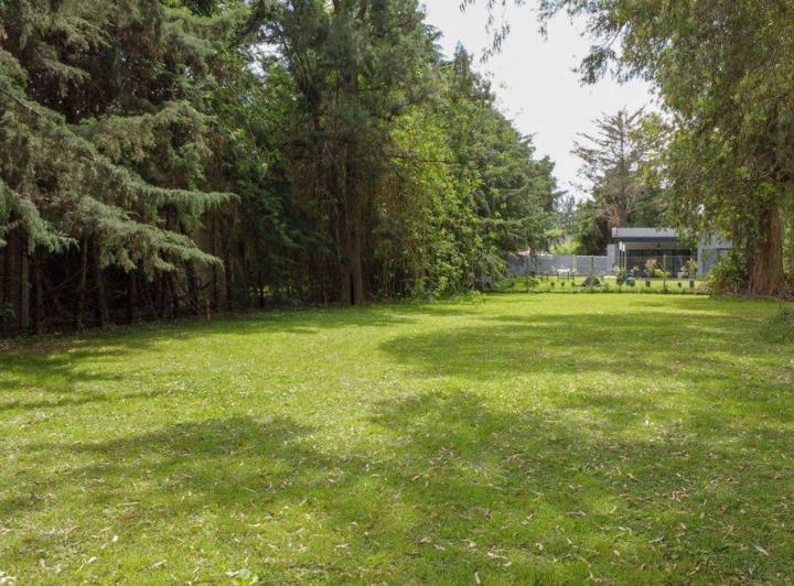 Terreno · 1102m²