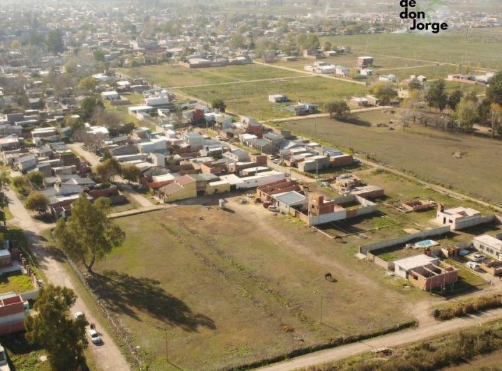Terreno · 374m²