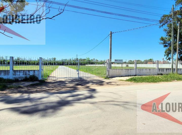 Terreno · 300m²