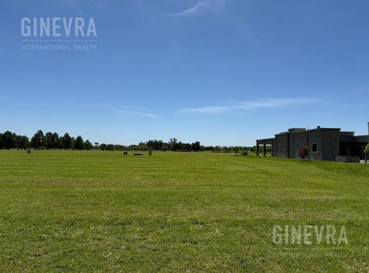 Terreno · 2400m²