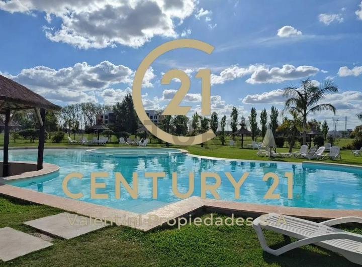 Terreno · 765m²