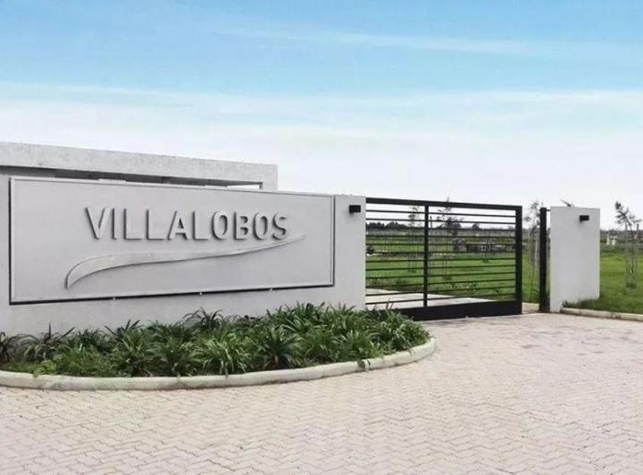 Terreno · 785m²