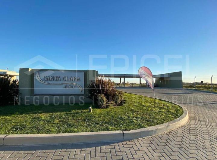Terreno · 832m²