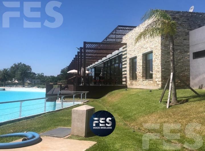 Terreno · 981m²