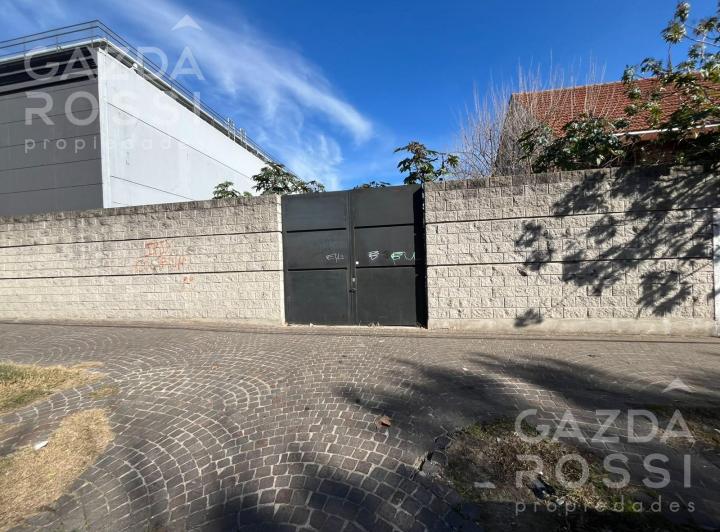 Terreno · 849m²