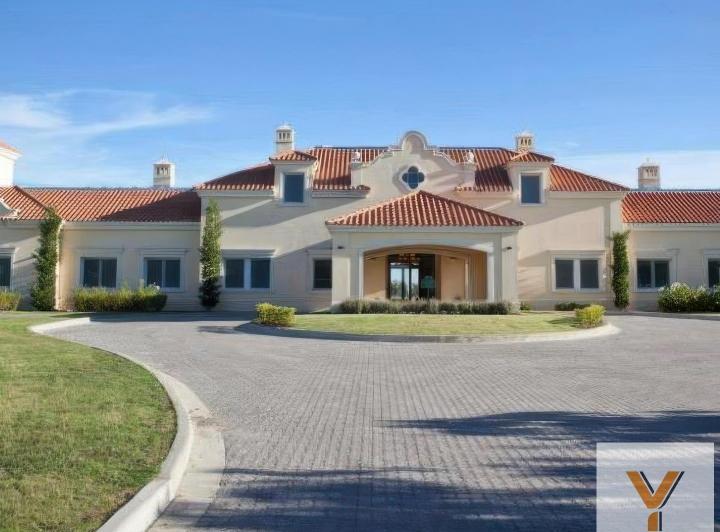 Terreno · 1763m²