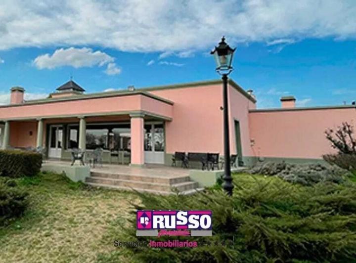 Terreno · 1080m²
