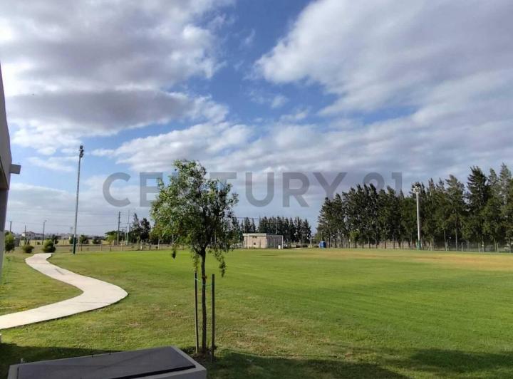 Terreno · 707m²