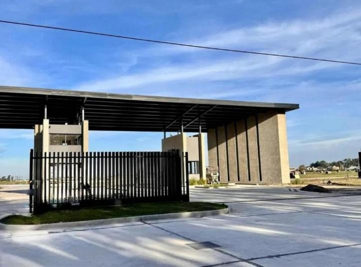 Terreno · 700m²