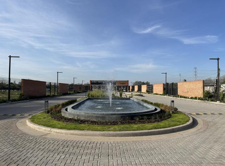 Terreno · 677m²