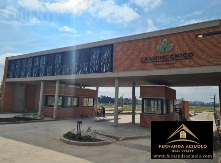 Terreno · 830m²