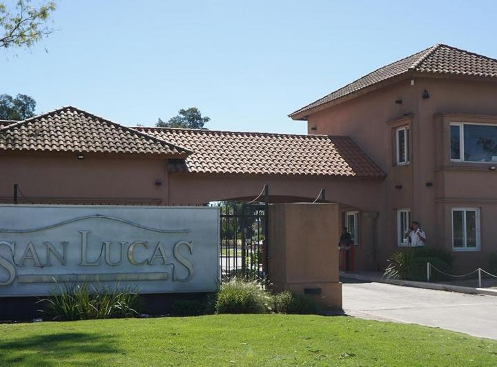 Terreno · 804m²