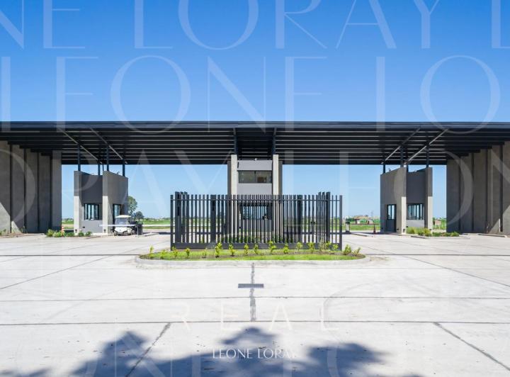Terreno · 712m²