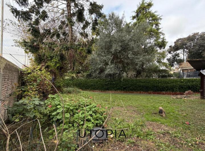 Terreno · 300m²