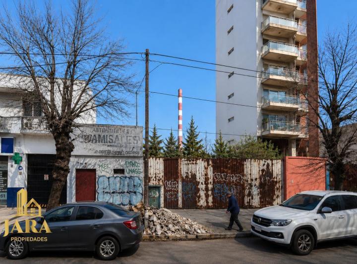 Terreno · 924m²