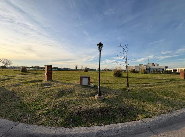 Terreno · 650m²