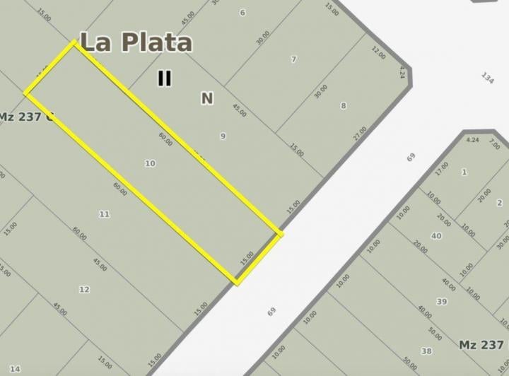 Terreno · 900m²