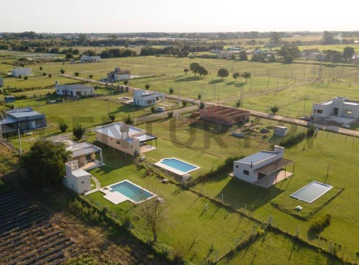 Terreno · 658m²