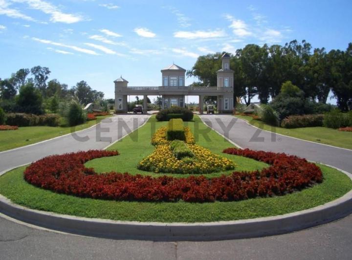 Terreno · 1093m²