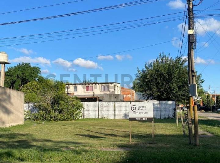 Terreno · 252m²