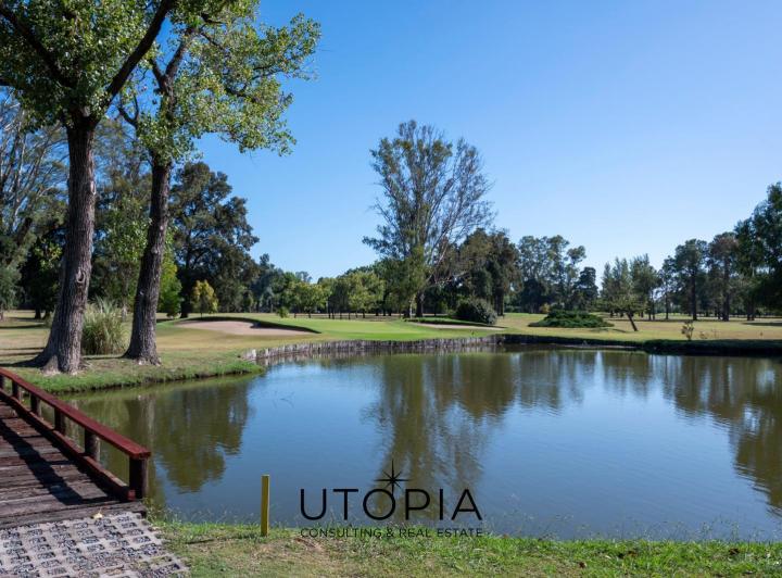 Terreno · 700m²