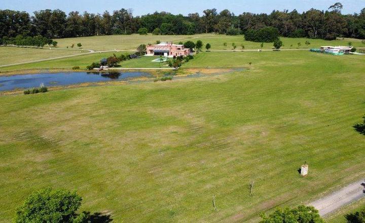 Terreno · 3200m²
