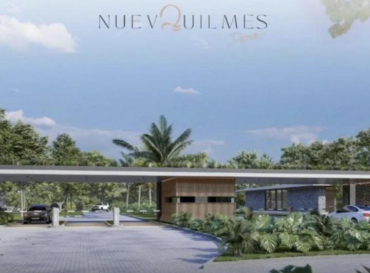 Terreno · 658m²