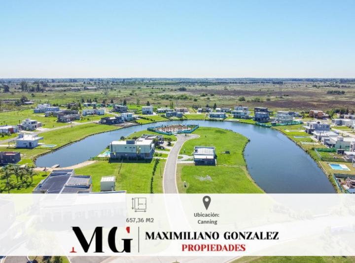 Terreno · 657m²