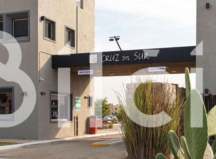 Terreno · 800m²
