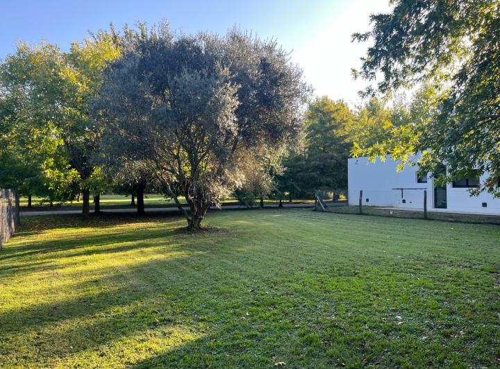 Terreno · 678m²